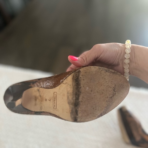 Coach Heels - Picture 5 of 6